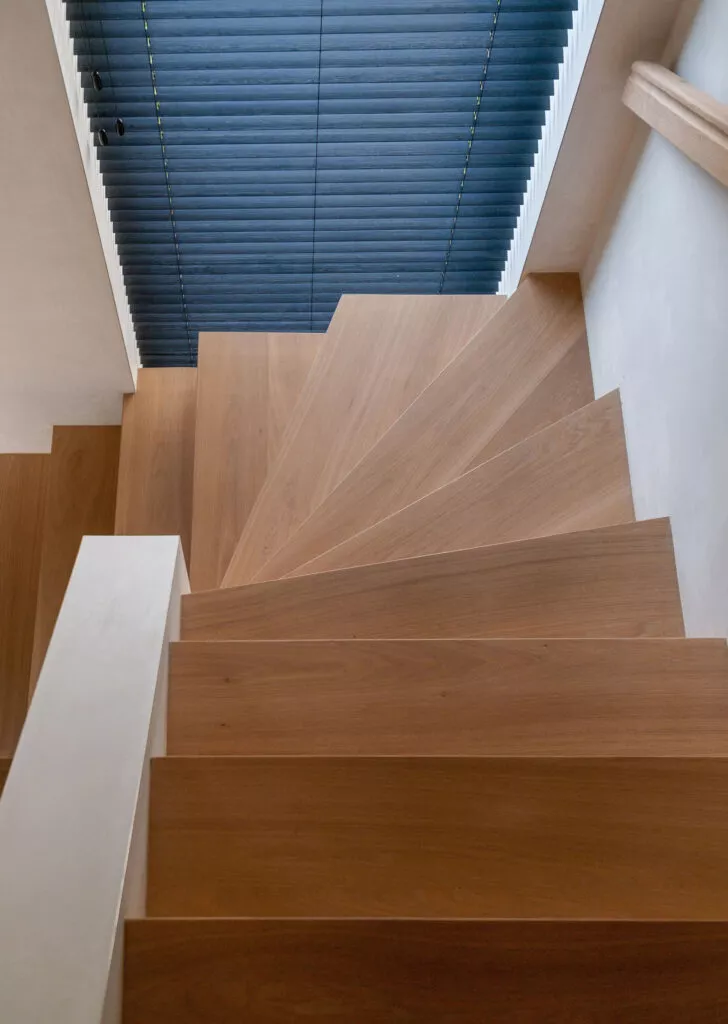 Van Looveren Parket - Betonnen trap met hout